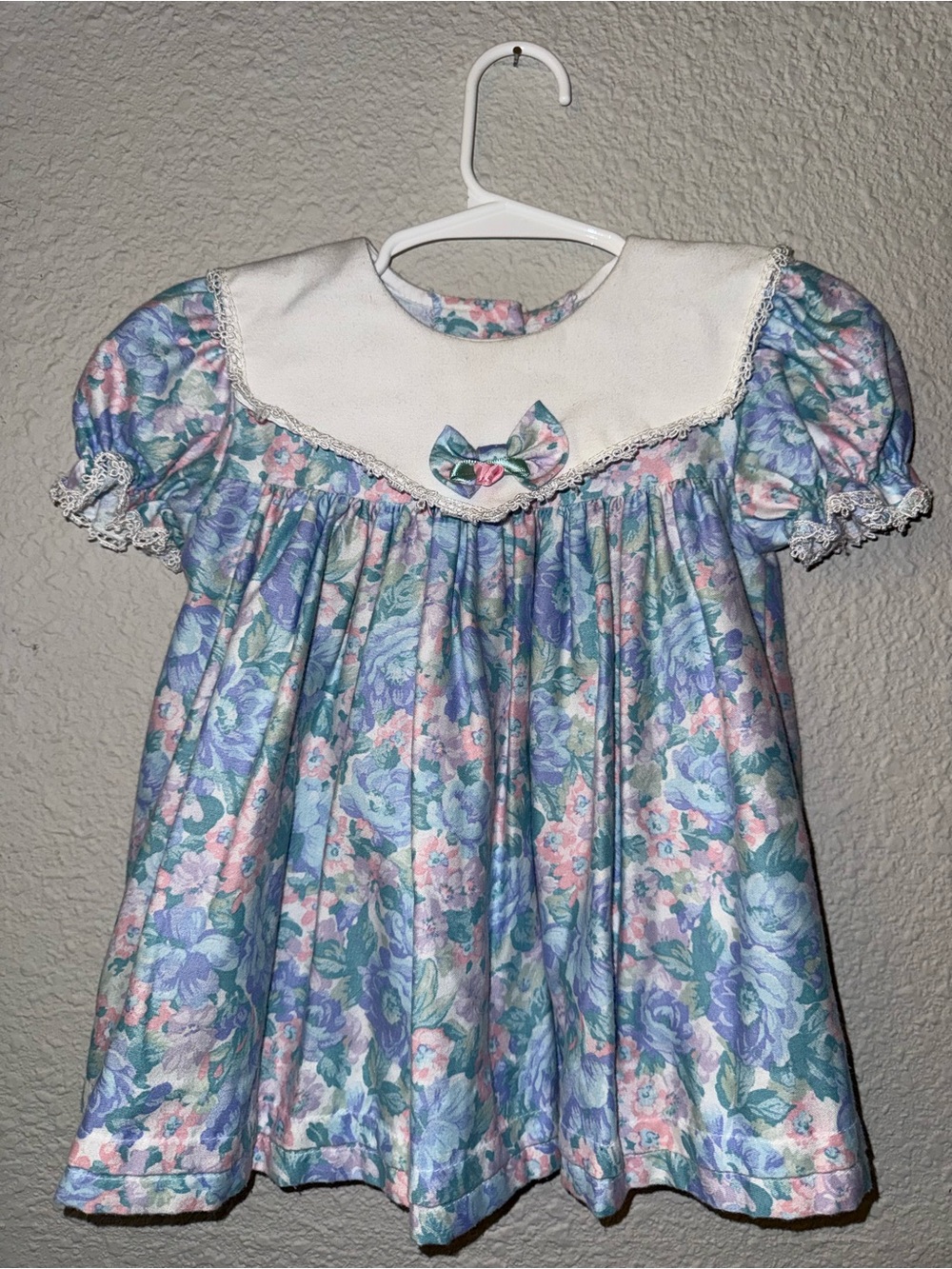 Pastel Floral Girls' Dress with Lace Collar - Blue/Pink